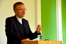 Foto Marcus Leitschuh: Bischof Dr. Michael Gerber 